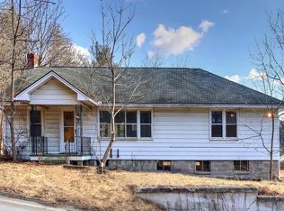 450 Hickory Valley Rd, Stroudsburg, PA 18360