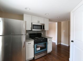 8 Chilcott Pl #3R, Boston, MA 02130