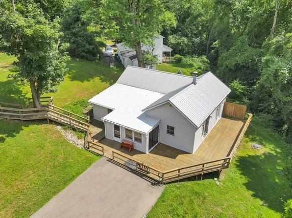 1255 Devin St, Zanesville, OH 43701