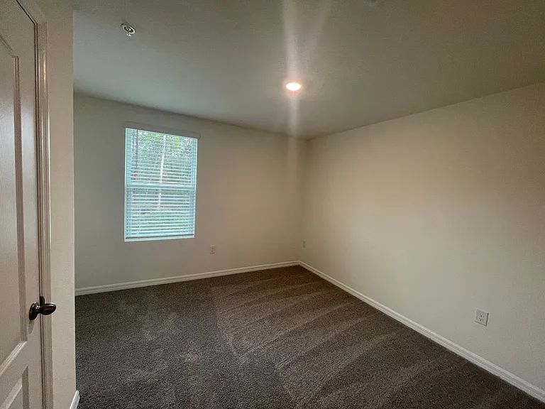 6126 Galloping Dr — Photo 13