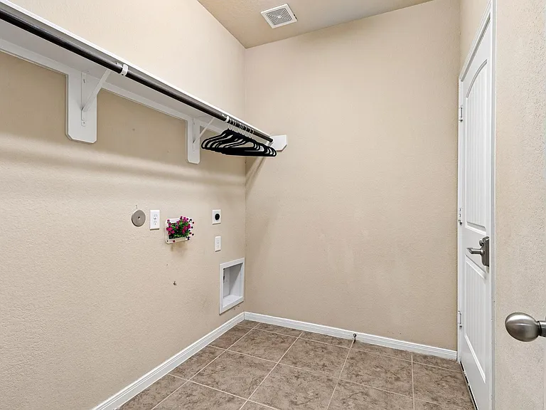 21396 Timber Lodge Ln — Photo 15