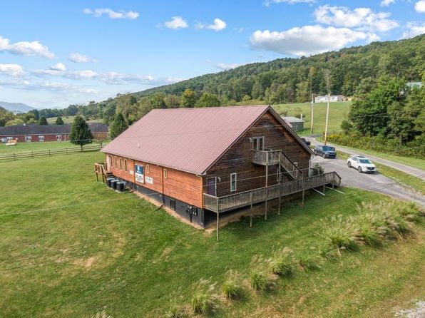 29 Fitness Ln, Peterstown, WV 24963