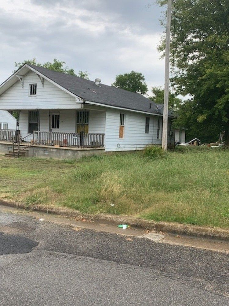 530 E Washington St, Pulaski, TN 38478 MLS 2573200 Zillow