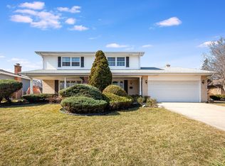 8S078 Washington St, Darien, IL