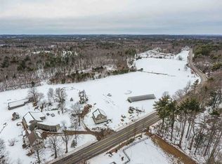 Powwow River Rd, Kingston, NH 03848
