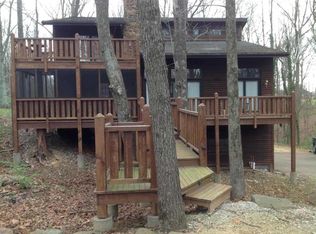 11450 Stuttgart Fahren Rd, Wadesville, IN 47638