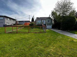 214 E 11th St, Port Angeles, WA