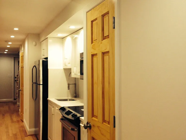 1447 E Capitol St #B — Photo 5