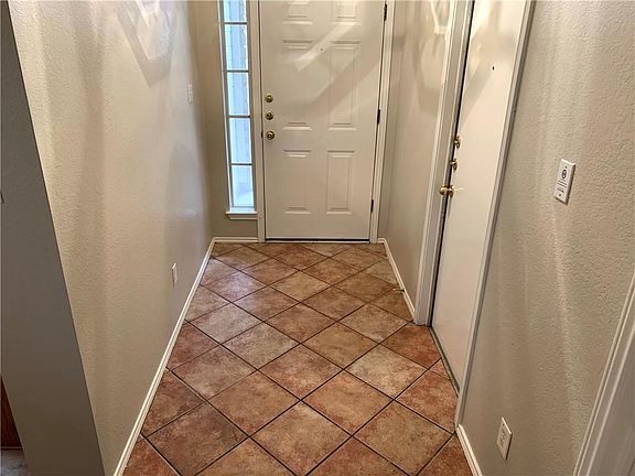 4th image of 13516 Bolivia Dr
