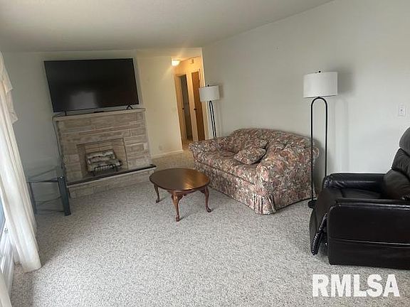 2nd image of 309 N Clay St