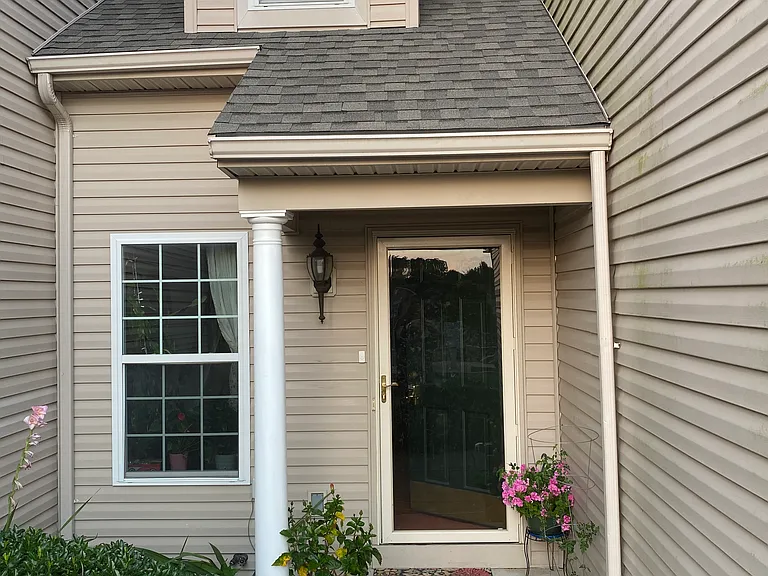 4150 Roth Farm Village Cir — Photo 2