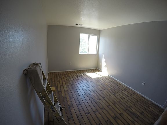 5th image of 14942 Isamar Ln
