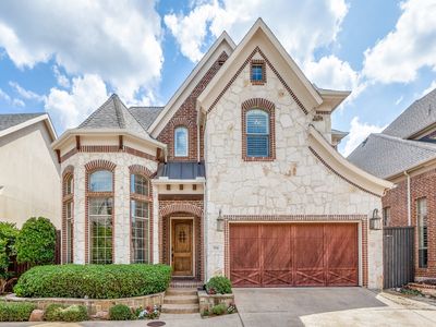 9118 Cochran Bluff Ln, Dallas, TX, 75220