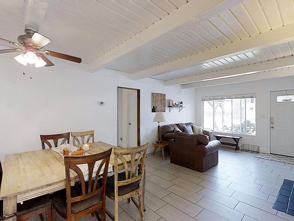 4th image of 5841 Fairbairn Dr