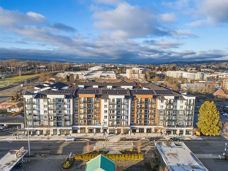 Ovation at Meeker 55+ Senior Apartments — Photo 11