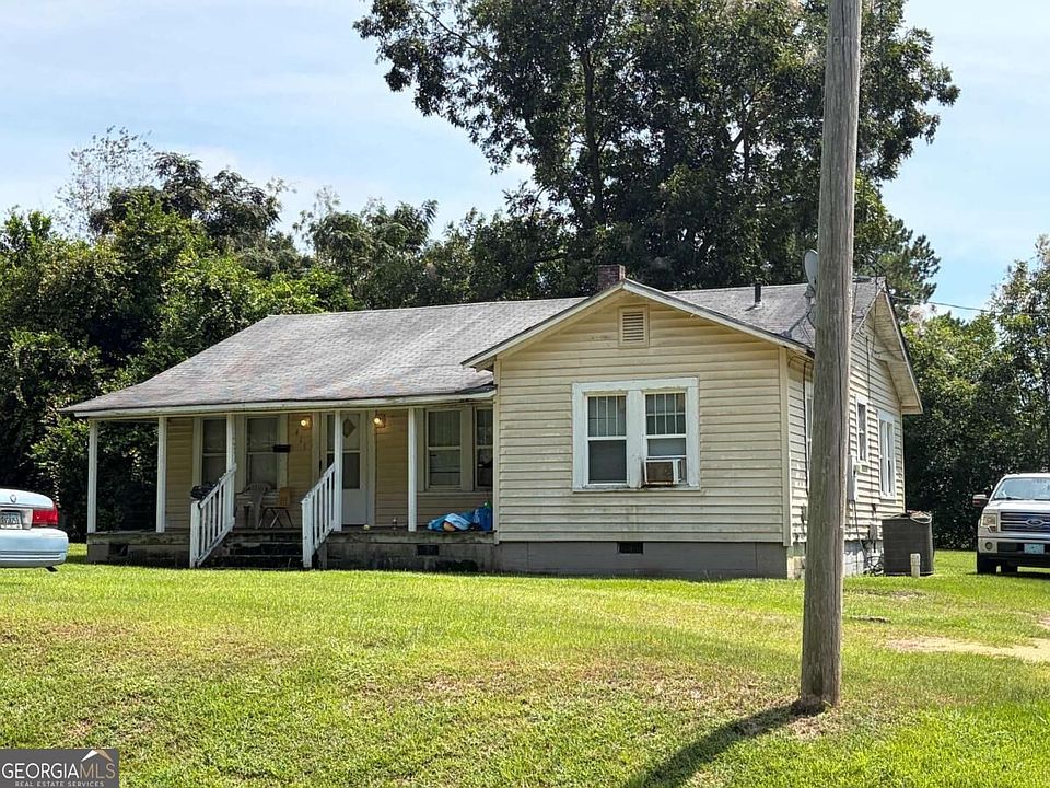 2nd image of 411 W End Ave #17