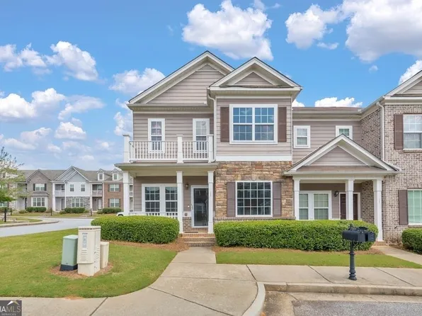 7558 Avalon Blvd, Fairburn, GA 30213