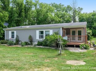 2212 12th St, Hopkins, MI 49328