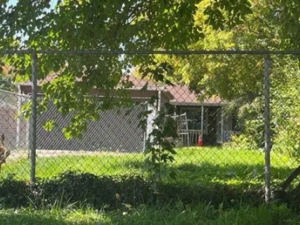 7 Park Dr, Joliet, IL 60436
