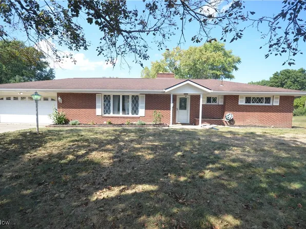 999 Howard Dr, Tallmadge, OH 44278