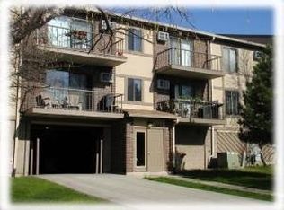 1662 Ishnala Dr APT 202, Naperville, IL 60565