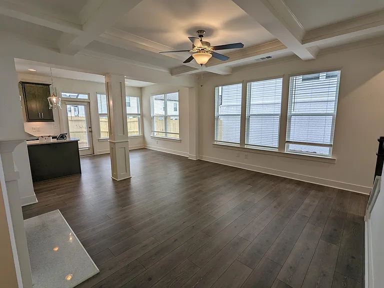 102 Auburn Valley Way — Photo 4