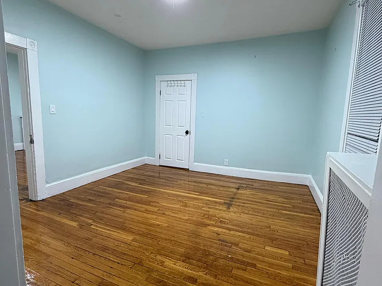420 Hyde Park Ave — Photo 19