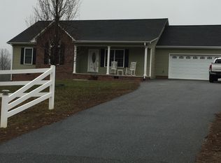 2495 Taylorsville Rd, Lenoir, NC 28645