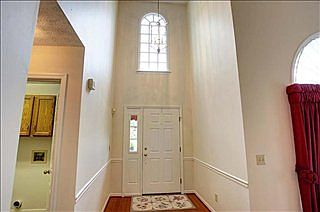 2nd image of 810 Zengel Dr