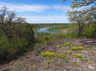 N8902 Thiede Rd, East troy, WI 53120