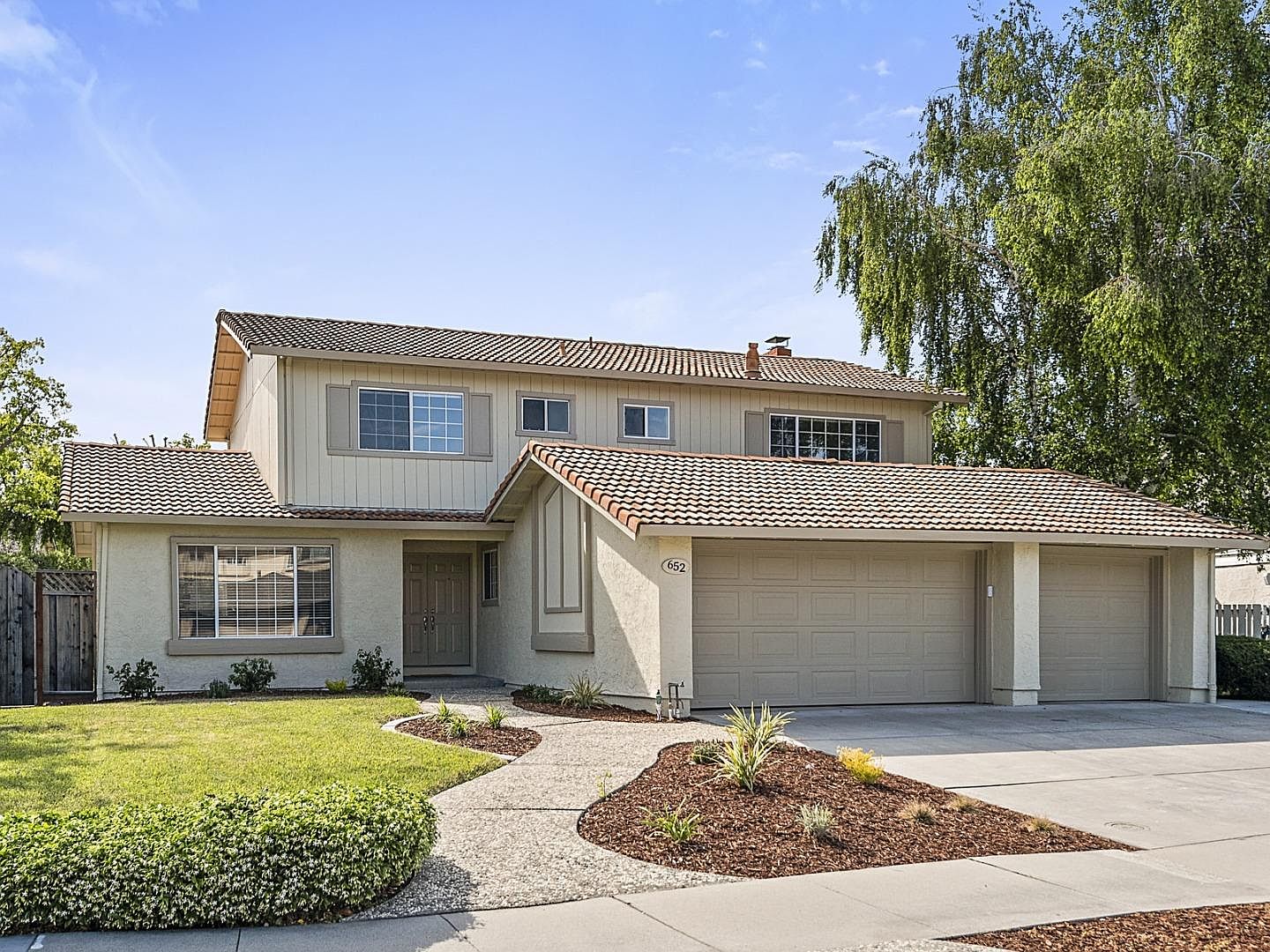 652 New Compton Dr San Jose Ca 95136 Zillow