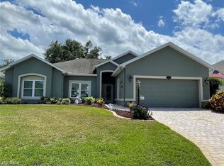 5616 Huntington St, Leesburg, FL 34748