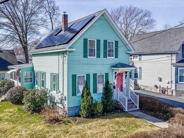 66 Billings St, Lowell, MA 01850
