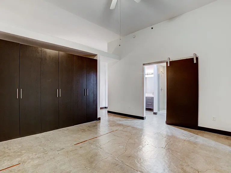 Vandever Lofts — Photo 44