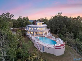 583 Bell Point Rd, Laceys Spring, AL 35754
