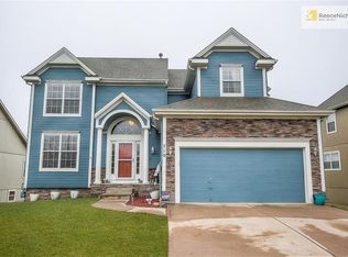 710 S Adams St, Raymore, MO 64083