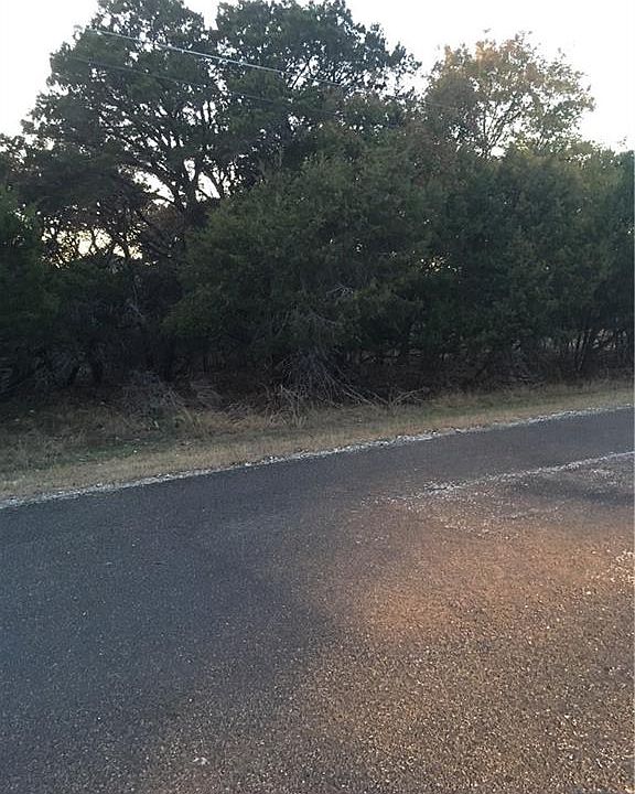 1st image of 5 Coveview Dr