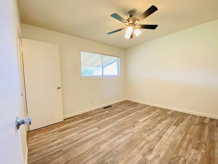 9635 Titan Rd — Photo 19