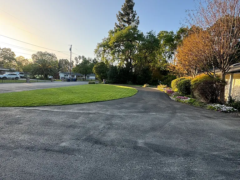 930 Lee Ln — Photo 14