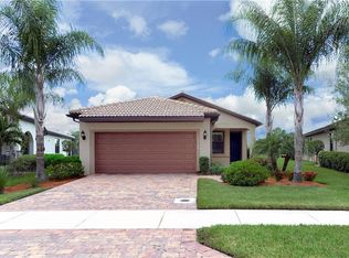 10944 Clarendon St, Fort Myers, FL 33913