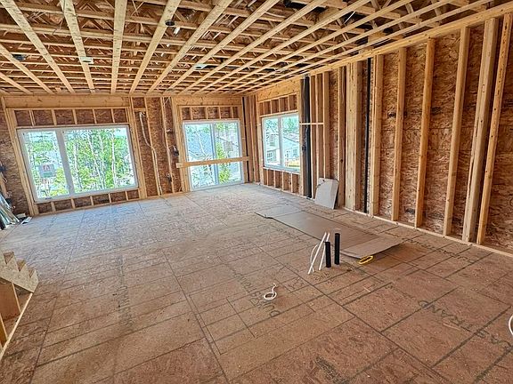 3rd image of 150 Terrastone Rdg
