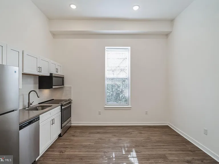 407 S 42nd St #3B — Photo 25