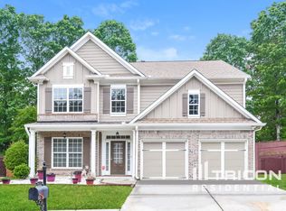 962 Gather Dr, Lawrenceville, GA 30043