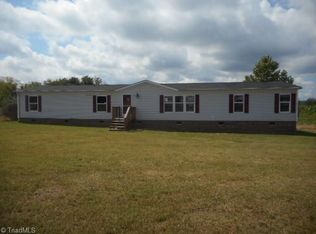 359 Gentlemans Ridge Rd, Pelham, NC 27311