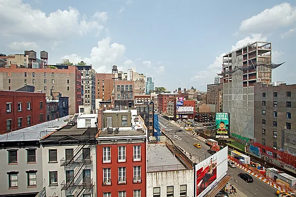 Sold by Corcoran | media 15