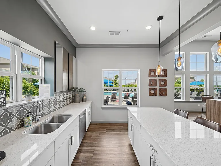 Highland Ridge — Photo 16