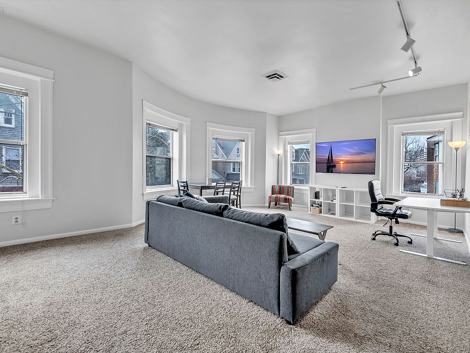 1st image of 701 Stockley Gdns APT 3