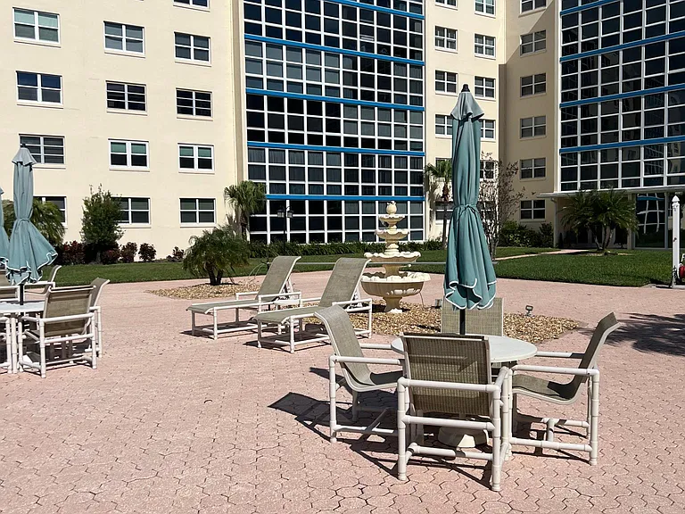 1224 S Peninsula Dr #620 — Photo 37