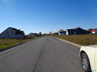 5162 Merlot Dr, Oregon, OH 43616