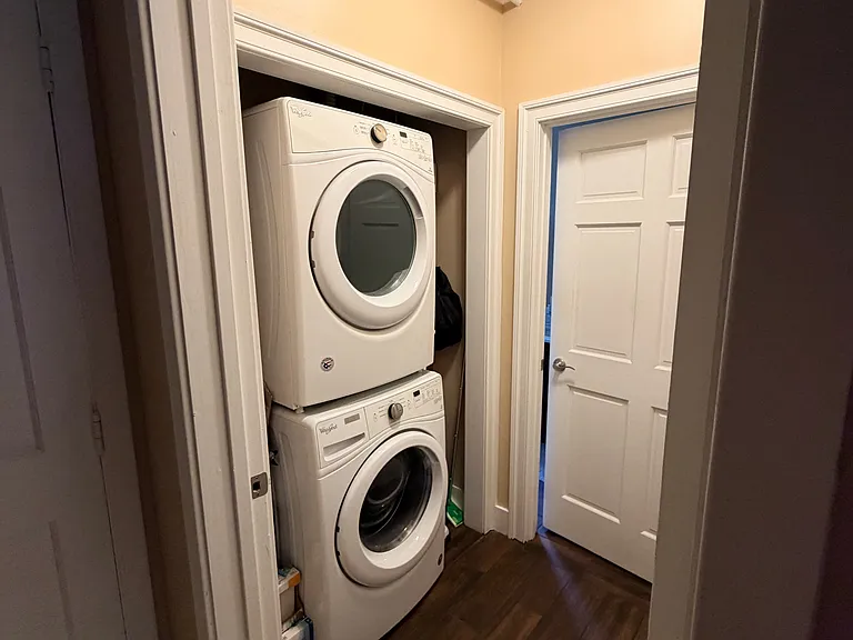 111 E Church St #E — Photo 34